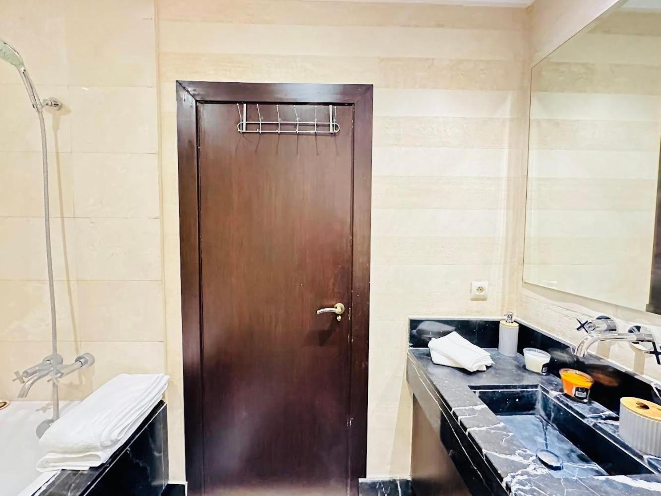 Sunny 2Bdr With Panoramic View - Next To Pestana Cr7 & M Avenue - Hivernage Garden * 马拉喀什